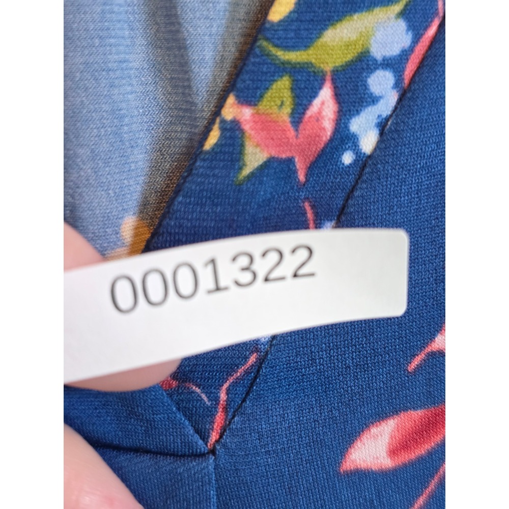 Vince Camuto Blue Floral V-Neck Blouse 3/4 Sleeve Stretch Top 0001322 - Picture 7 of 8